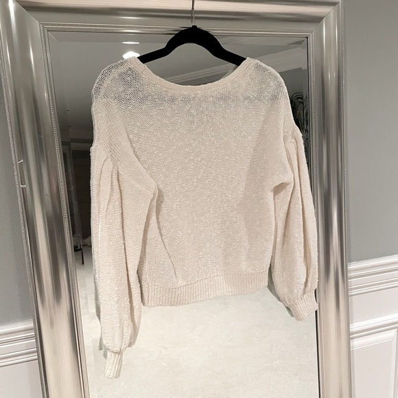 New With Tags Abercrombie Boucle Drop Shoulder XS Cream - Picture 4 of 4